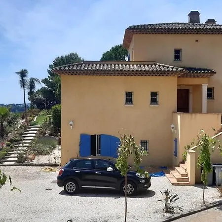 Vila La Caladoise Sainte-Maxime
